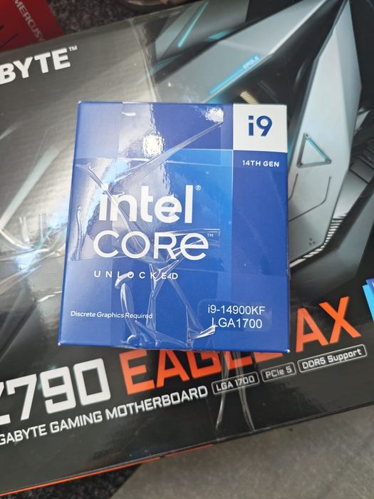 PC Gaming / Stație Intel i9 14900KF - 32GB DDR5 - 1TB SSD 990pro