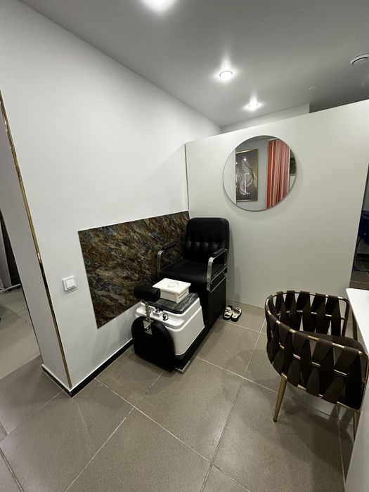 Сдам рабочие места в салоне красоты