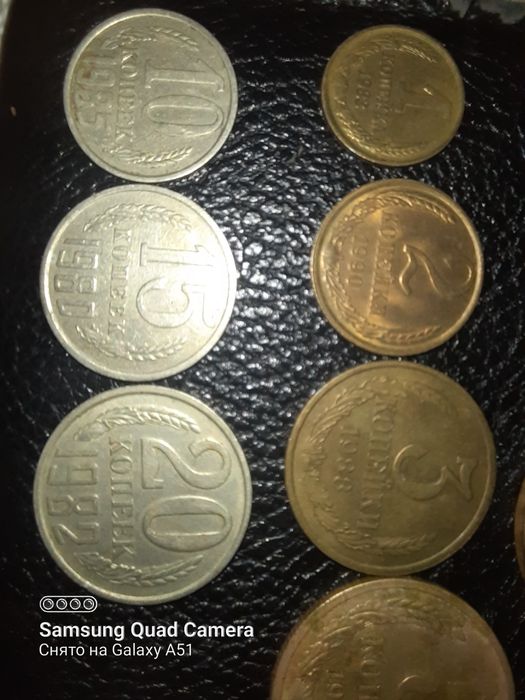 Продам монеты разные