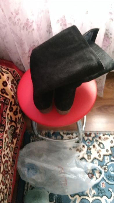 Срочно продается  замшевый сопаги