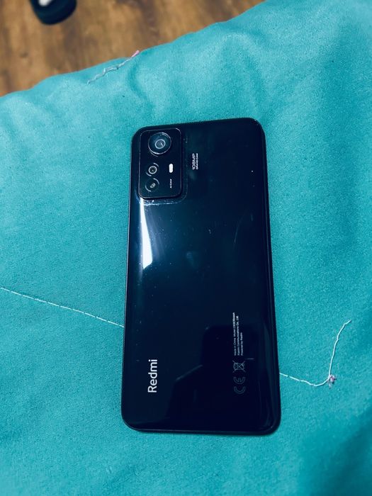 Редми нот 12с и айфон 6с