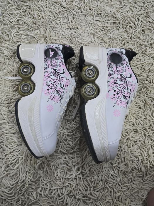 Кроссовки с роликами AGLOAT 38 разм