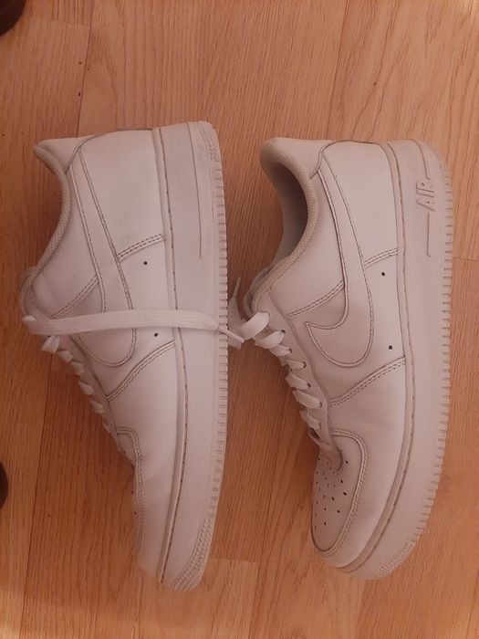 Vând nike air force 1