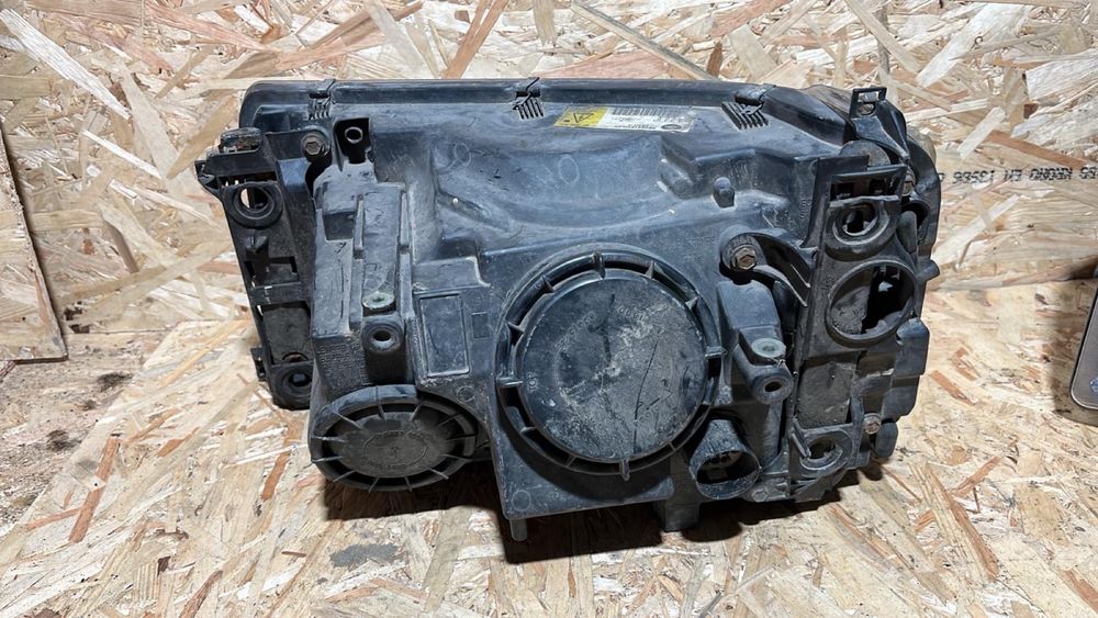 Far/Faruri Stanga-Dreapta Range Rover 2005 Xenon Xbc501642lzn Complet
