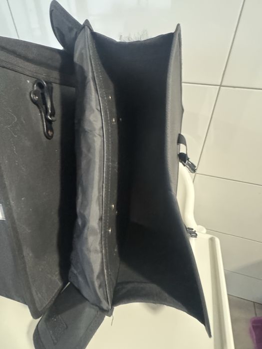 Accesorii pentru bicicletă (sacoșe genți )