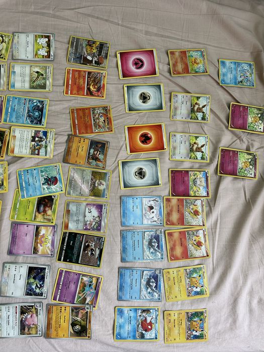 Carti colectie pokemon