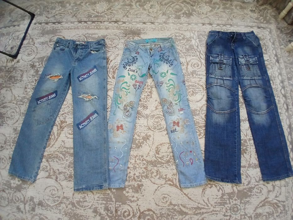 Продаётся разные брюки и платья