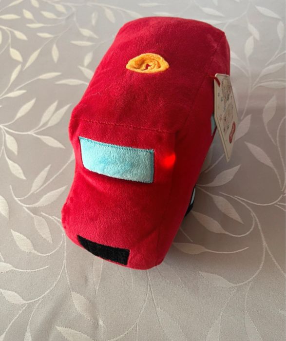 Smiki, pompieri, jucarie de plus cu lumini si sunete.