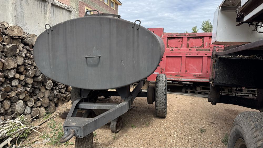 Продается топливозаправщик.