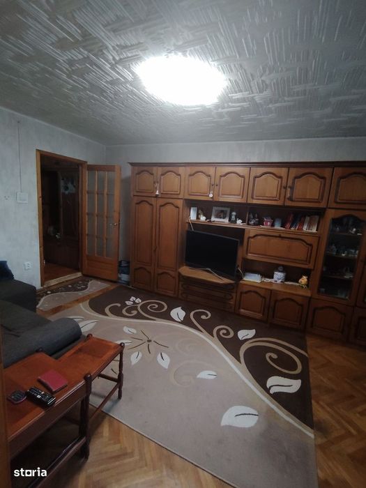 Apartament mare la parter în Gradiste, zona superbă