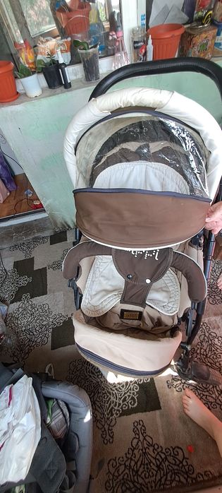 Продам детскую коляску