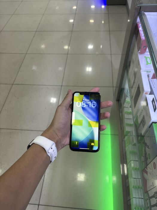 Айфон 11про 64гб идела