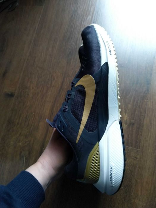 Дамски маратонки Nike air zoom vomero 15