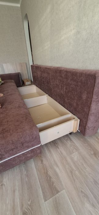 Продам новый диван