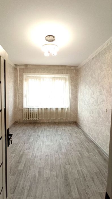 Сотилади 2/3/4 Коракамиш 2/1