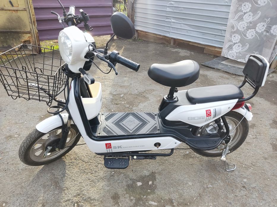 Электроскутер SK8