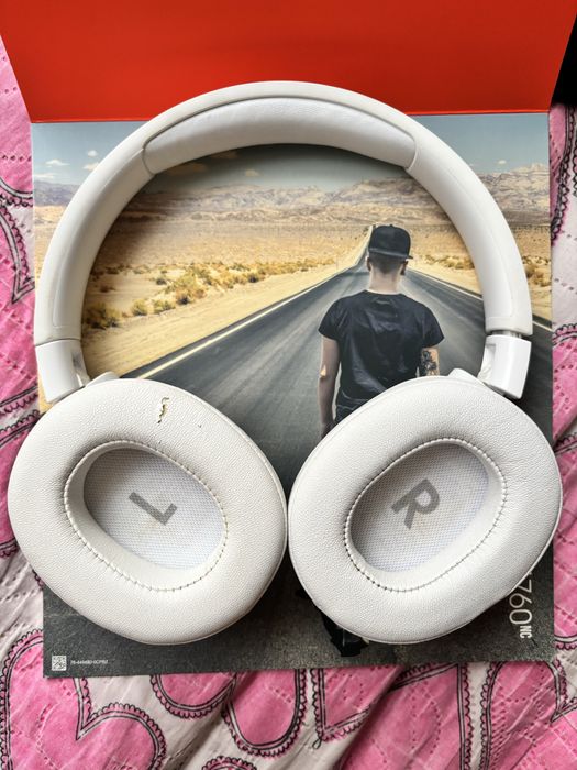 Наушники JBL Tune 760 NC