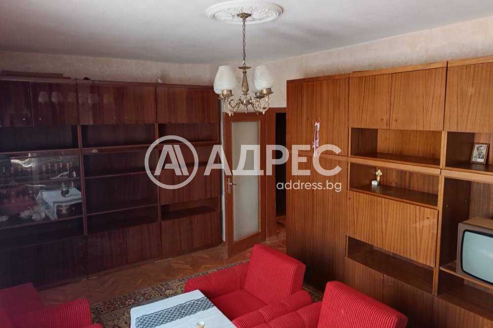 Продава се Многостаен апартамент в Разград, Варош - 109 кв.м за 1170 €/кв.м - Снимка #1