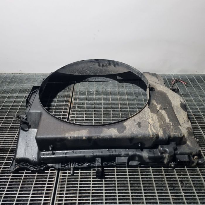 Deflector aer radiator Nissan Navara D40 Facelift 2010 - 2015 Super White 326 (1371)