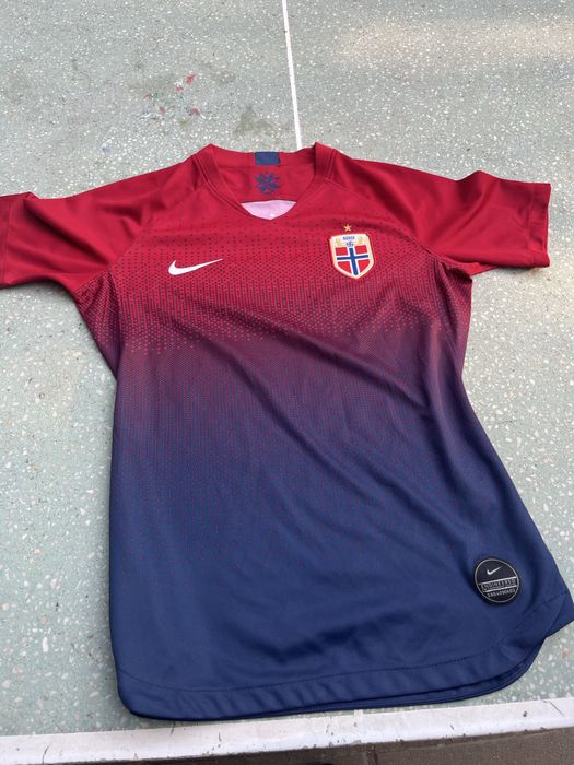 Nike червено-синя тениска на националния отбор на Норвегия