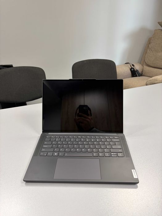 Лаптоп Lenovo Yoga Pro 9, i7-13705H, 14.5", 32 GB RAM, RTX 4050, 1TB