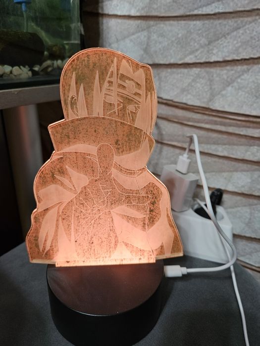 Продавам нощна лед лампа