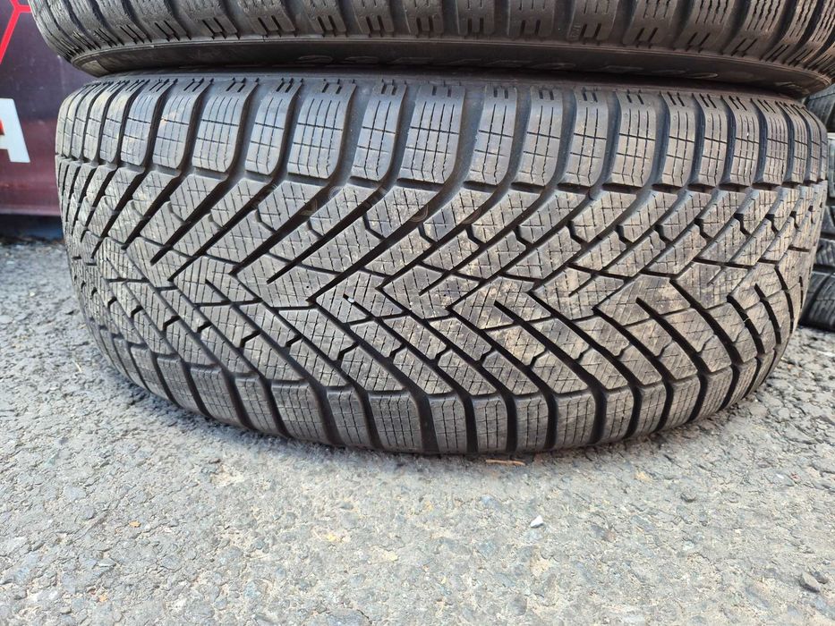 2 Anvelope M+S IARNA - 235/50/20 104V - PIRELLI CINTURATO WINTER - CA NOI - DOT 2022 !