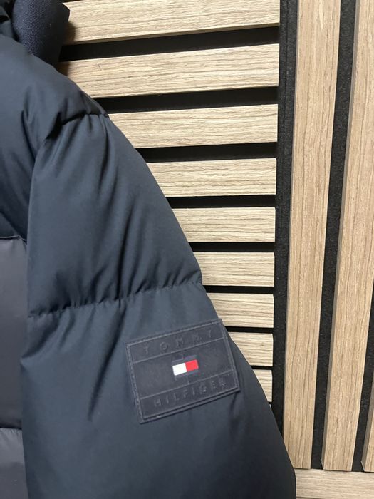 Tommy Hilfiger : Ново зимно яке размер М / Оригинал