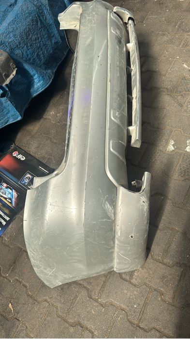 Тойота матрикс 130 бампер задний