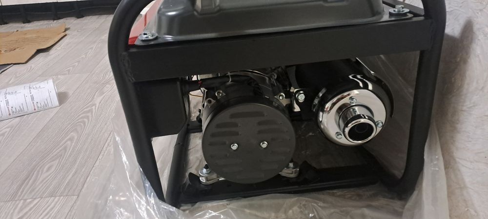 Бензоногенератор