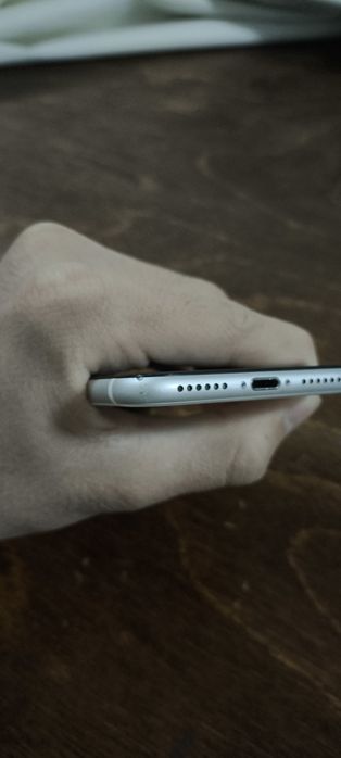 Айфон се2020 обмен или продажа