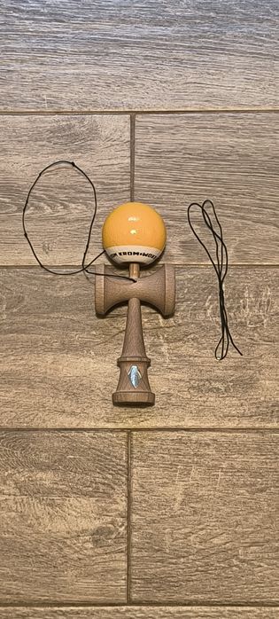 Kendama Krom  pop