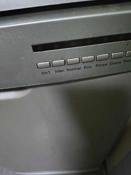 Миялна Midea сребристо сива