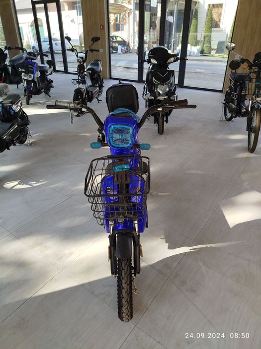 Скутер янги новый