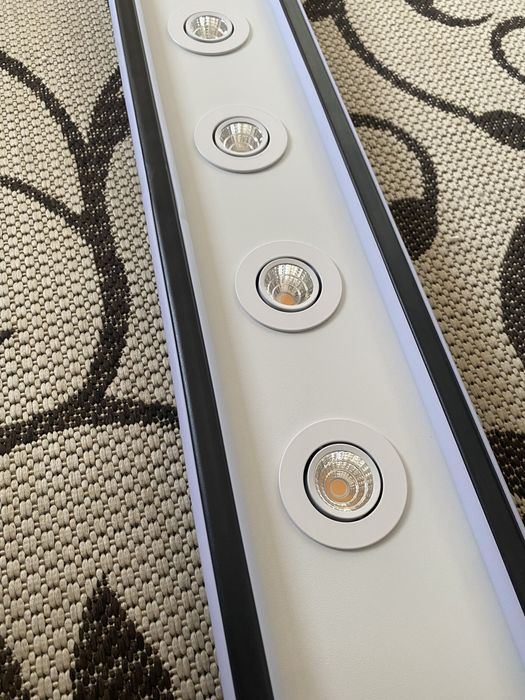 Светильник новый