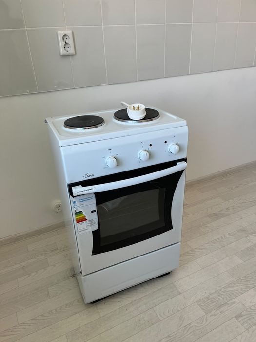Продам плиту электрическую