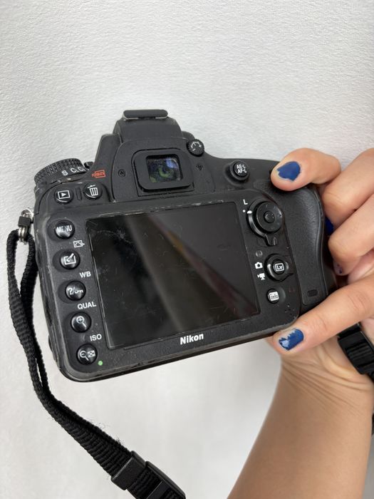 nikon D600. требует ремонта на 50тыс