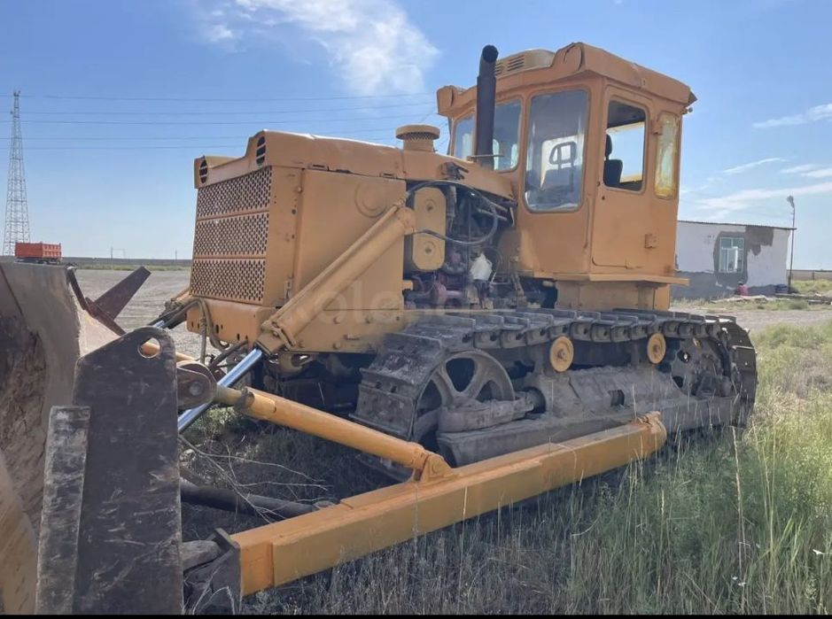 Продам 2 единицы чтз т130