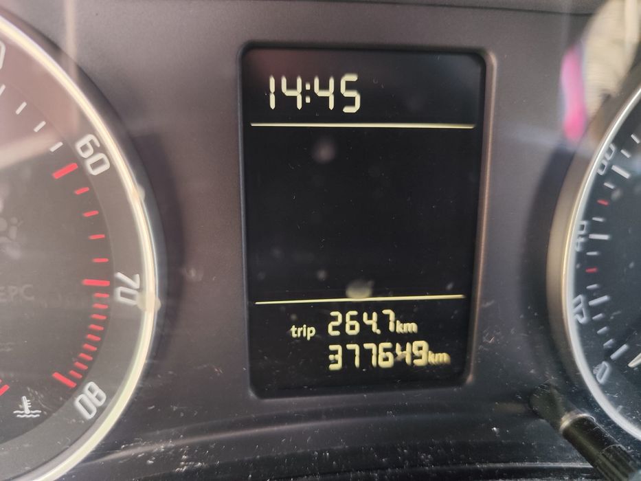 SKODA Octavia 2012 — imagine 5