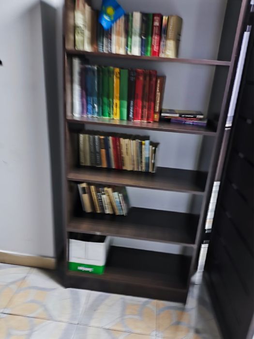 Продается офисный мебель