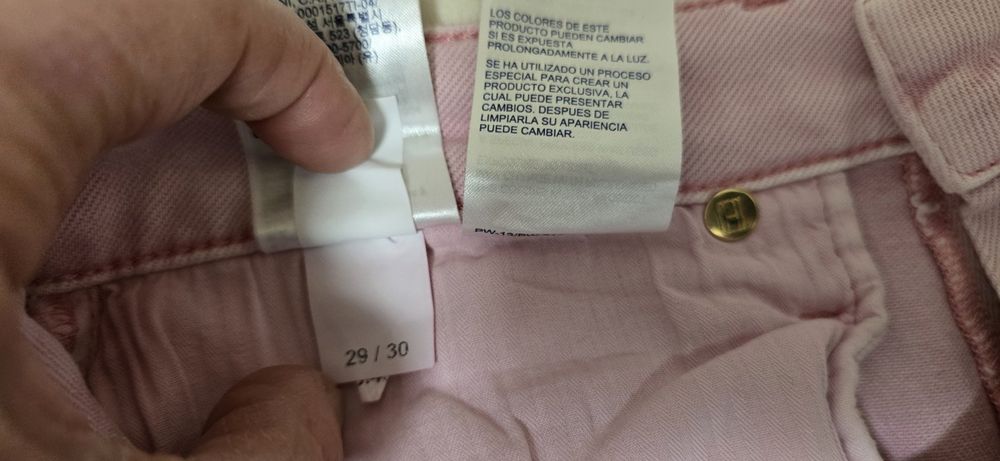 Дамски оригинални дънки.  TOMMY HILFIGER