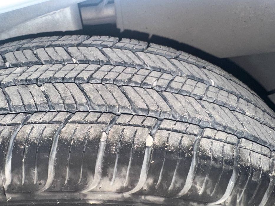 Damas sotiladi srochna