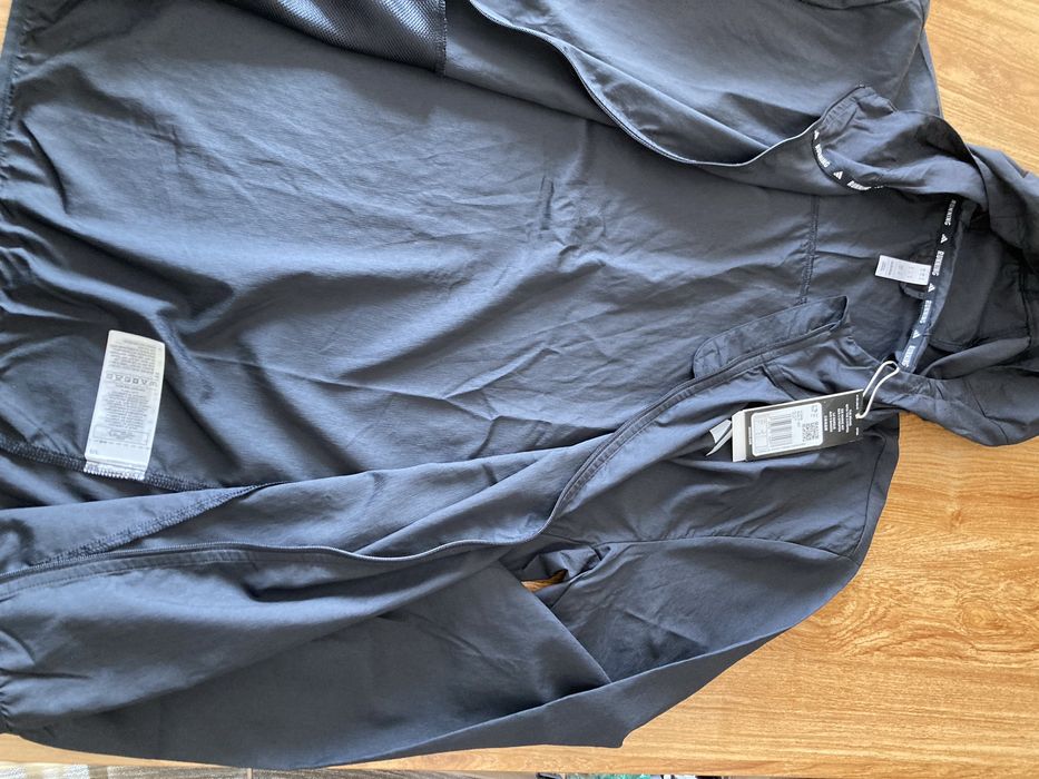 Мъжка оригинална ветровка Adidas