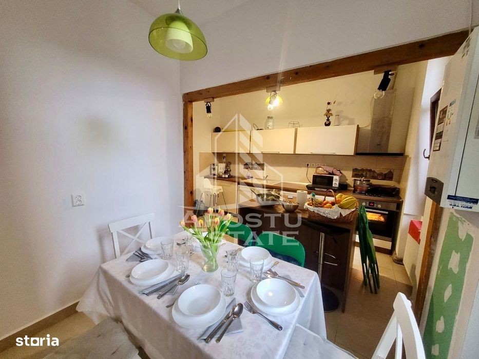 Apartament 3 camere de vanzare, etaj 1,  zona Maria Timisoara
