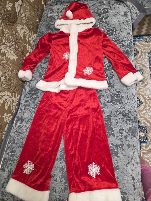 Продам костюм Деда Мороза