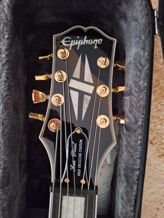 Epiphone Matt Heafey Les Paul Custom 7 string bone white