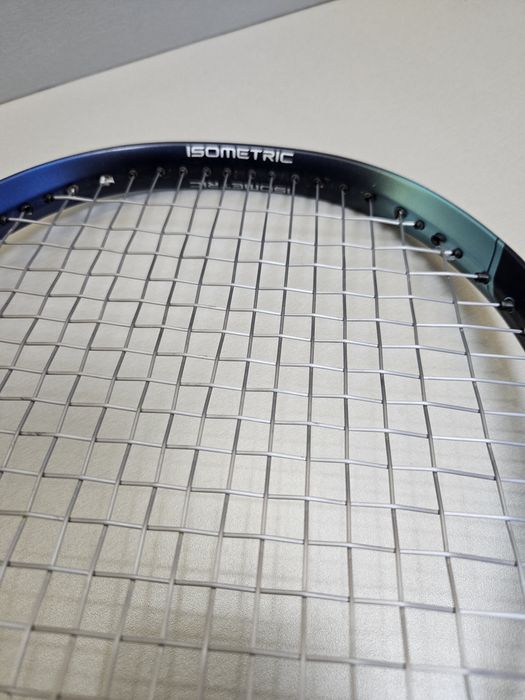 Тенис ракета Yonex EZONE 98