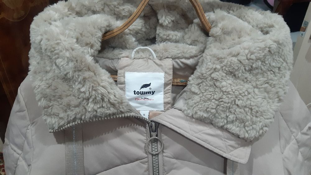 Пуховик 42 размер, 7000тг