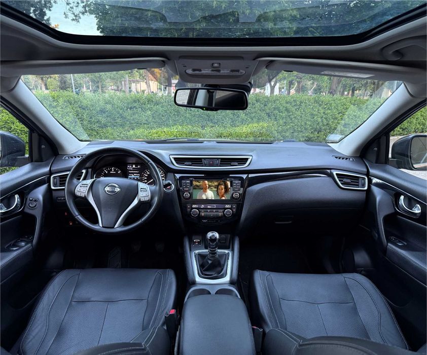 NISSAN QASHQAI 2015 TEKNA -1.6 Diesel 130 cp -EXTRA Dotari- Foarte ingrijita - PROPRIETAR