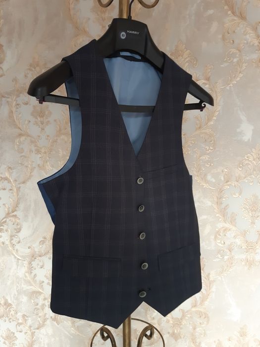 Costum bleumarin bărbătesc nou/ Set 3 piese